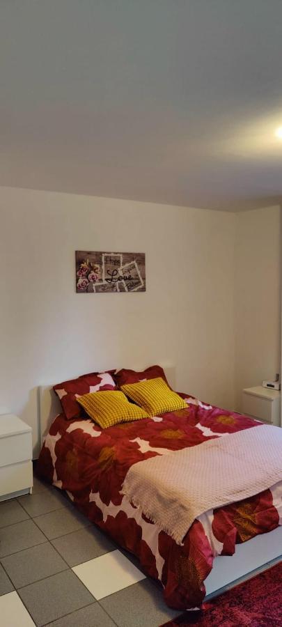 Chez Nous Apartment Bastogne Luaran gambar