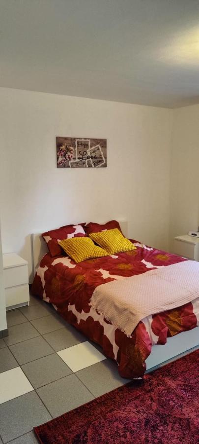 Chez Nous Apartment Bastogne Luaran gambar